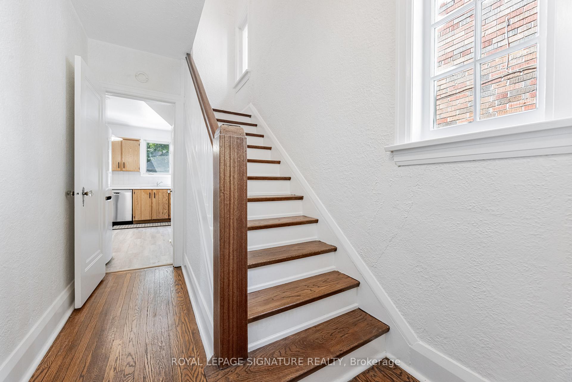 Photo 15 of 497 Castlefield Avenue, Toronto, Forest Hill North — HOMEH