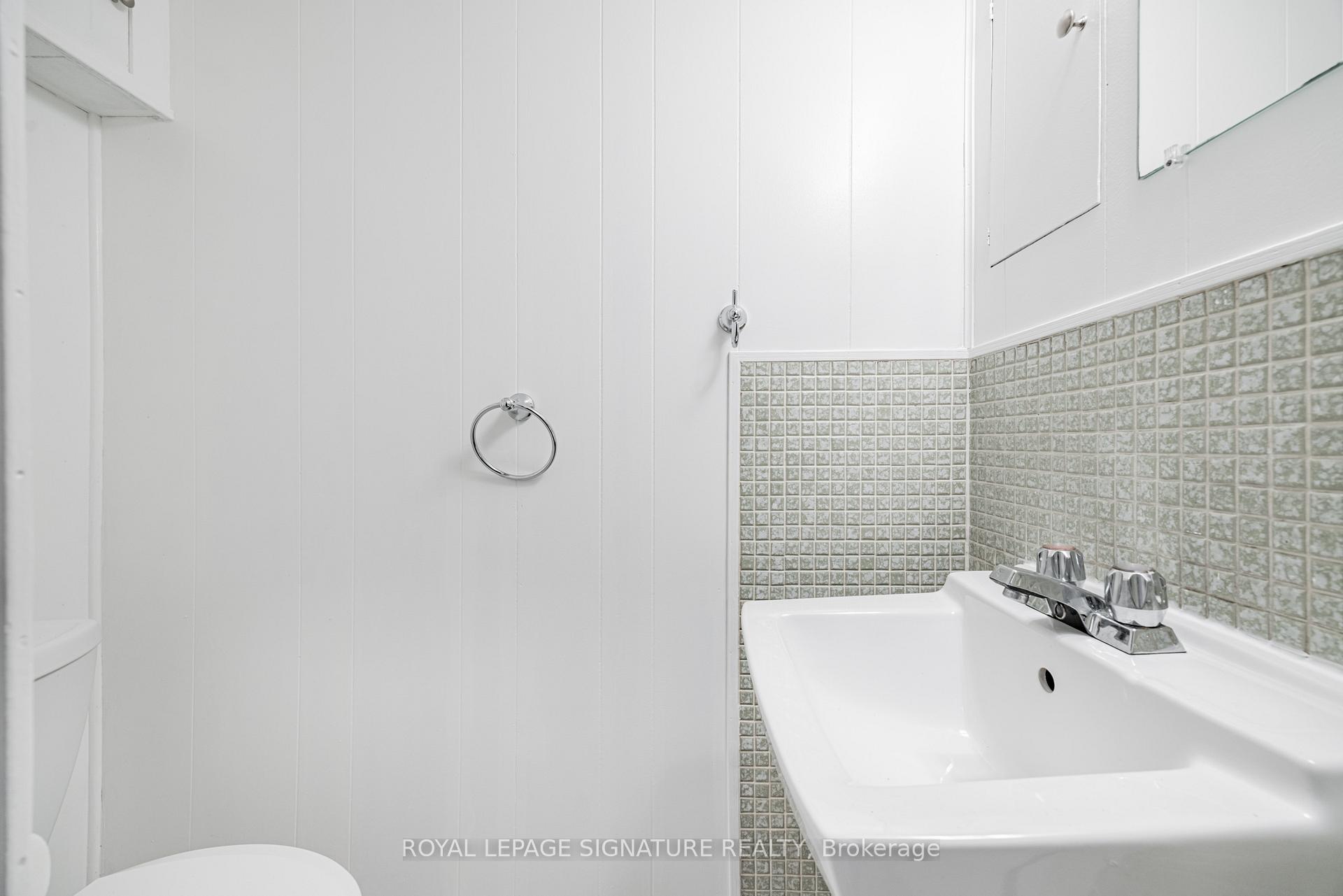 Photo 29 of 497 Castlefield Avenue, Toronto, Forest Hill North — HOMEH