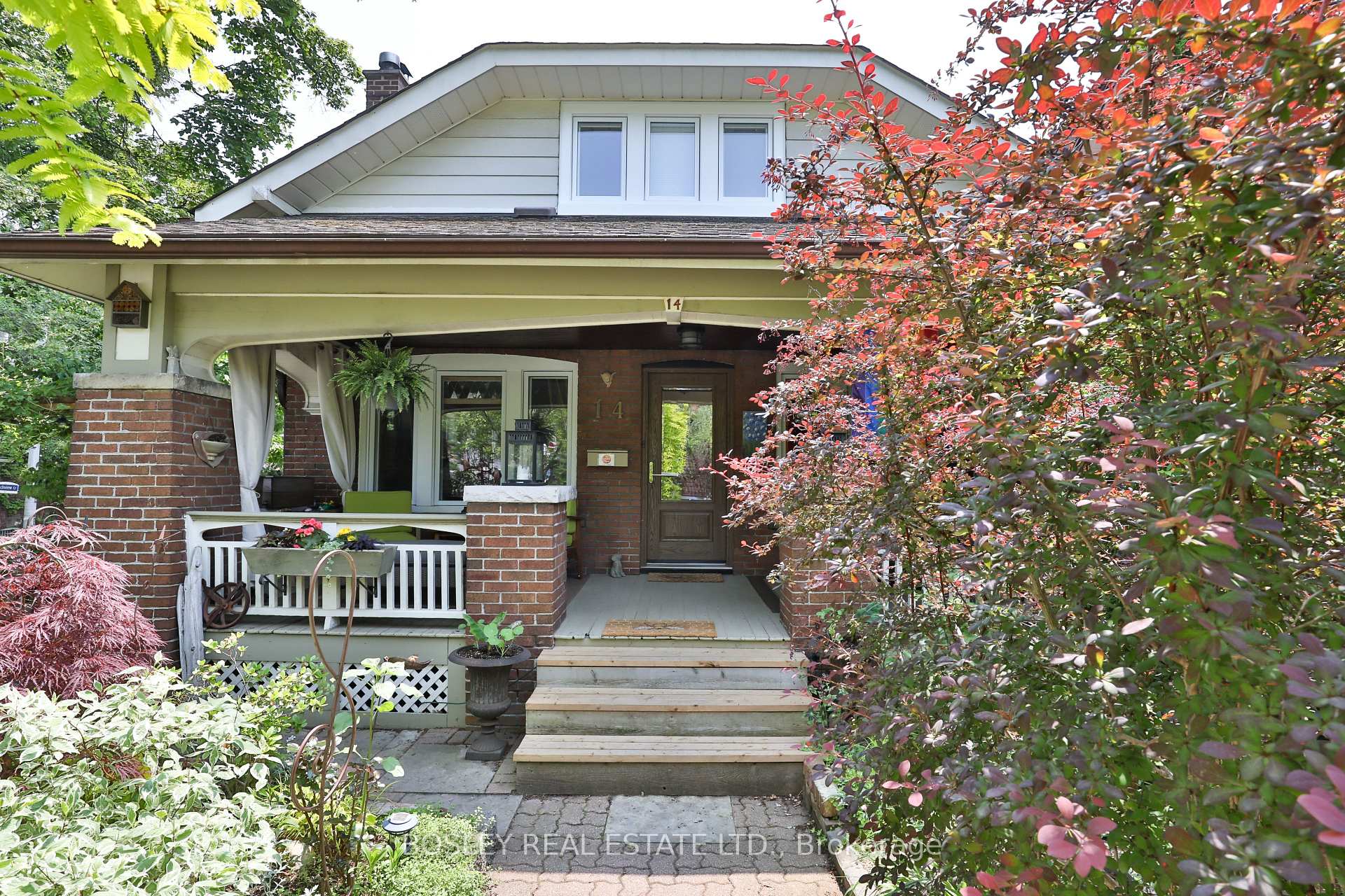 Photo 1 of 14 Beach View Crescent, Toronto, East End-Danforth — HOMEH