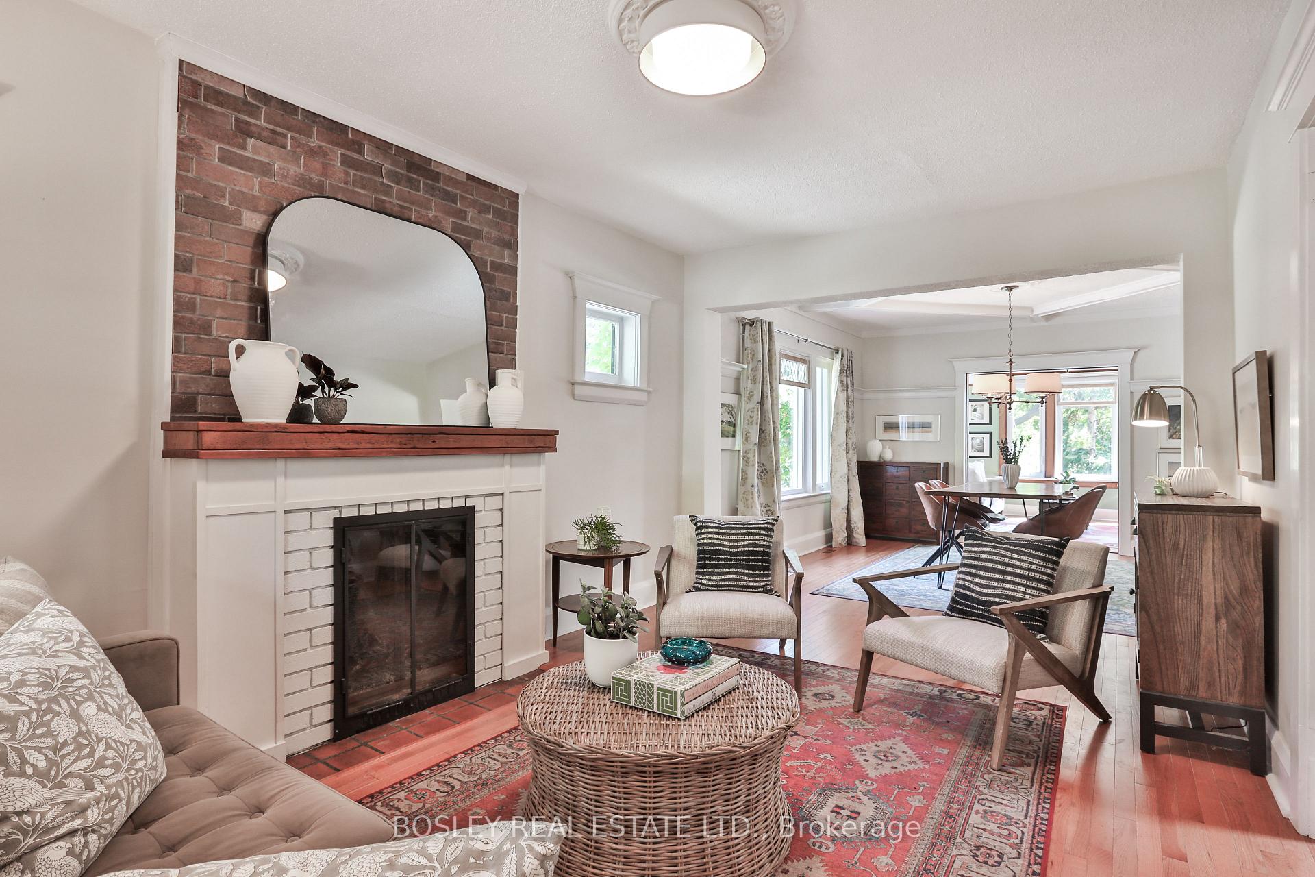 Photo 10 of 14 Beach View Crescent, Toronto, East End-Danforth — HOMEH