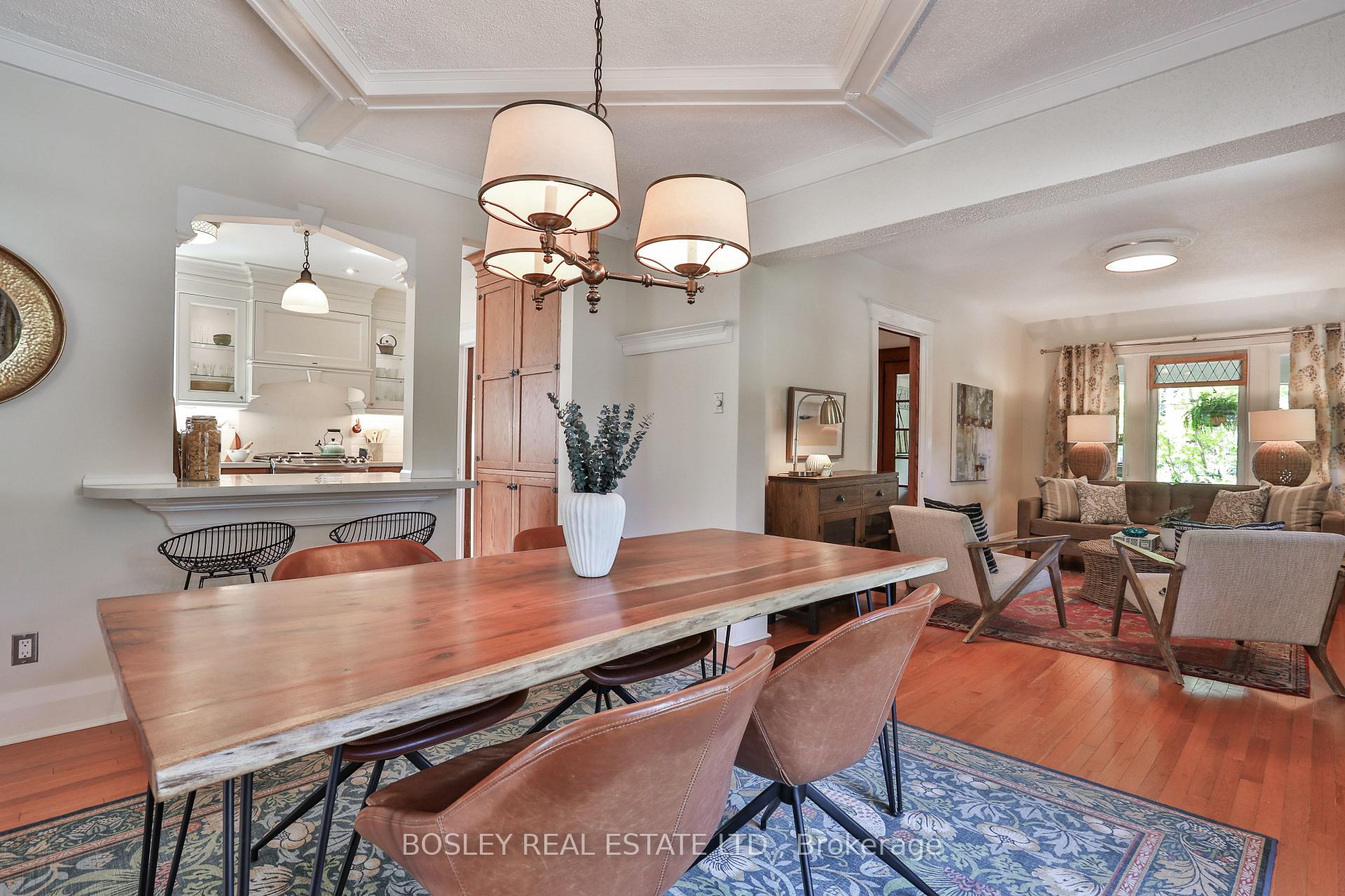 Photo 15 of 14 Beach View Crescent, Toronto, East End-Danforth — HOMEH