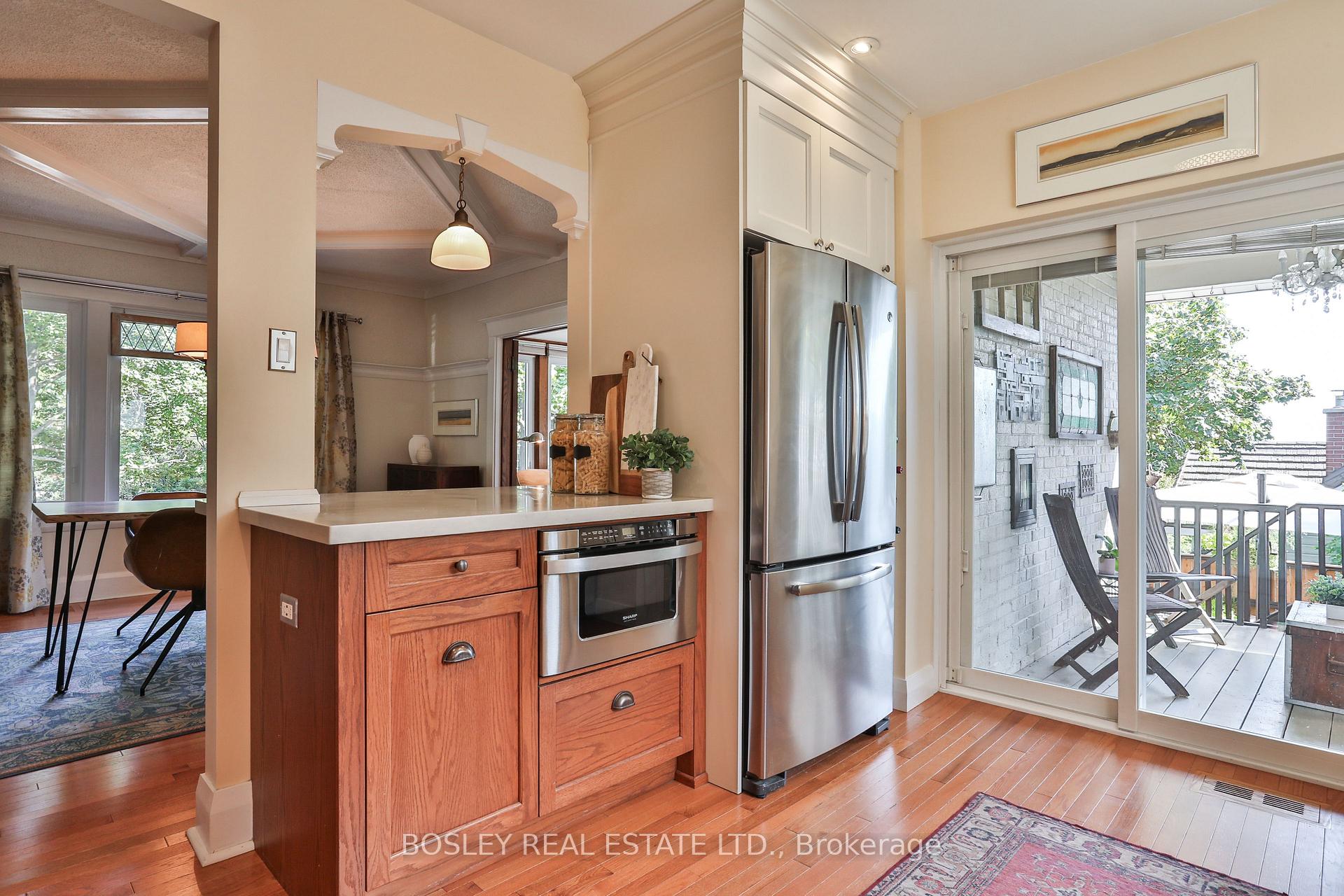 Photo 23 of 14 Beach View Crescent, Toronto, East End-Danforth — HOMEH