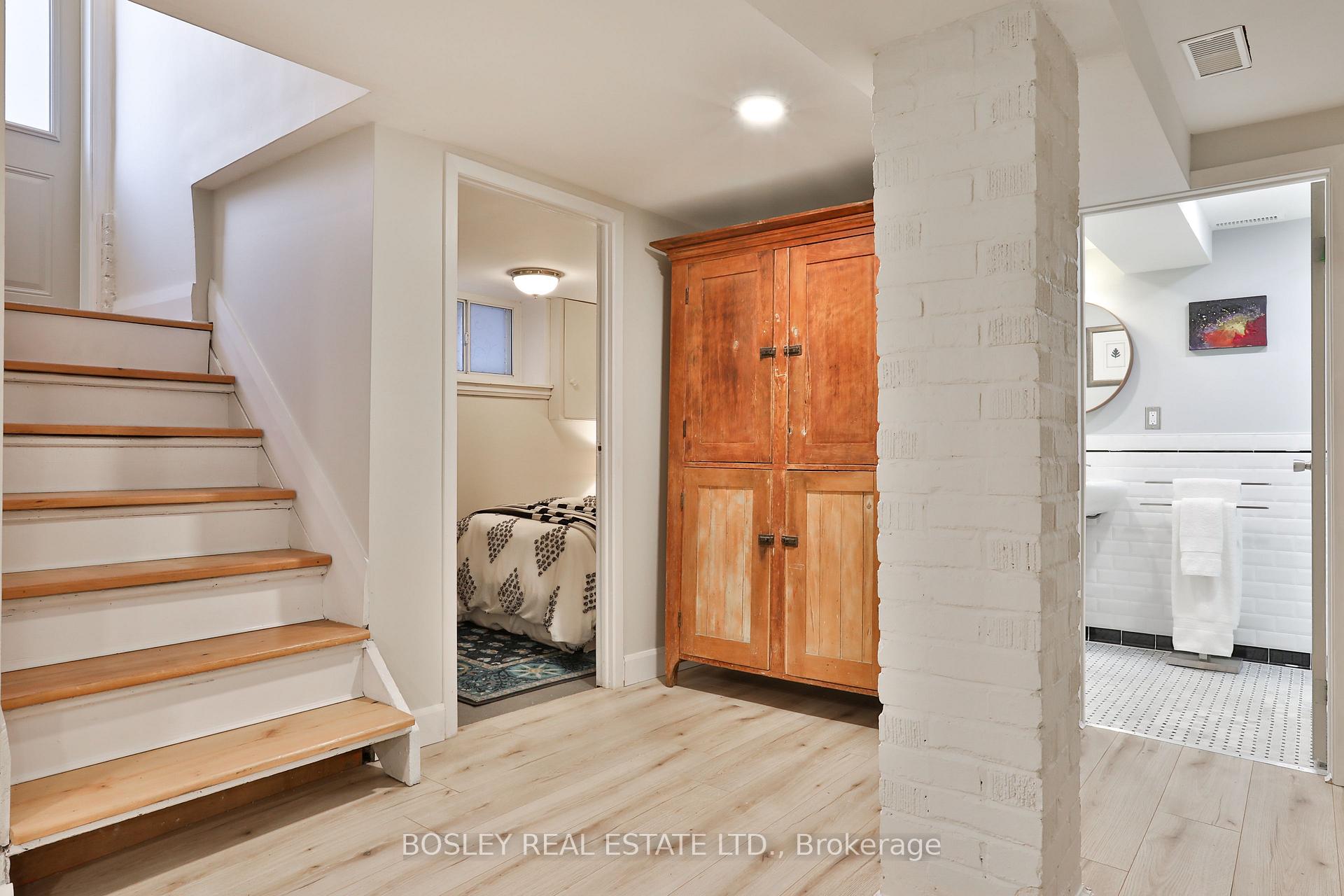 Photo 36 of 14 Beach View Crescent, Toronto, East End-Danforth — HOMEH