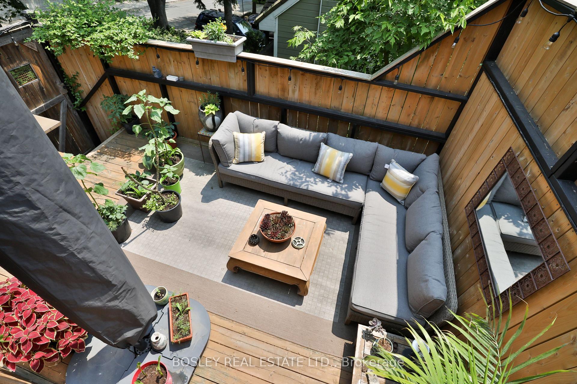 Photo 41 of 14 Beach View Crescent, Toronto, East End-Danforth — HOMEH