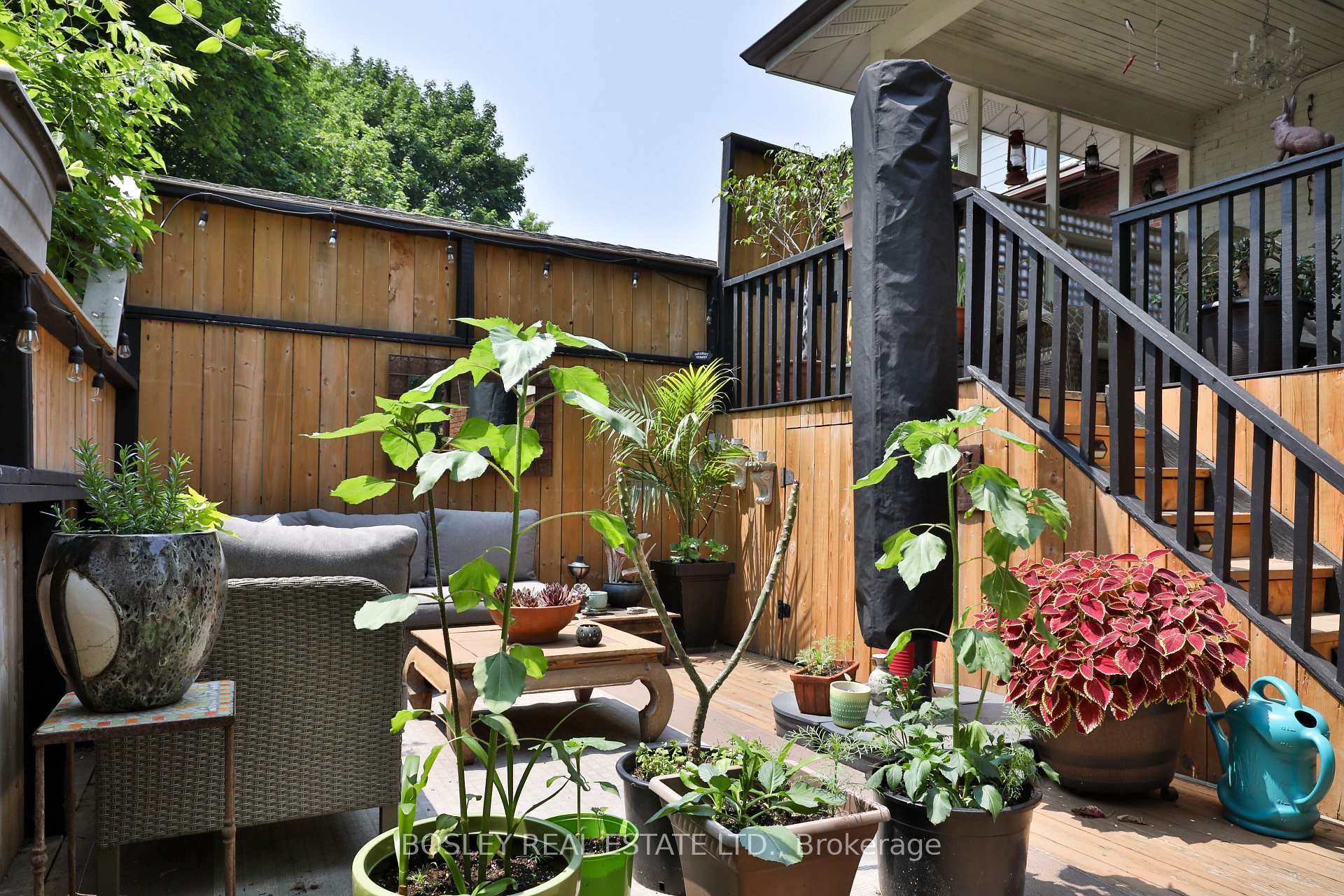 Photo 45 of 14 Beach View Crescent, Toronto, East End-Danforth — HOMEH