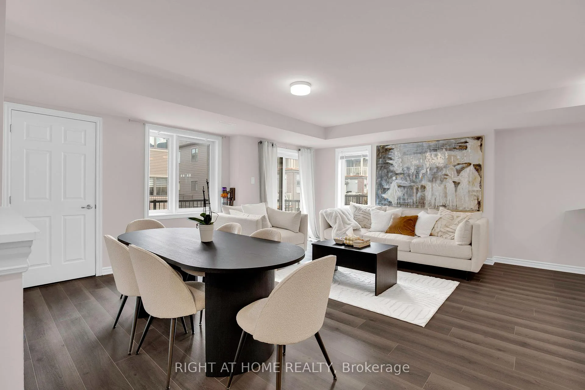 Photo 4 of 127 Anthracite Private, Ottawa, Barrhaven - Heritage Park — HOMEH
