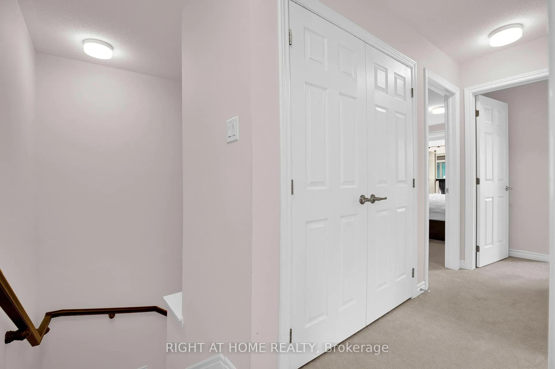 Photo 24 of 127 Anthracite Private, Ottawa, Barrhaven - Heritage Park — HOMEH