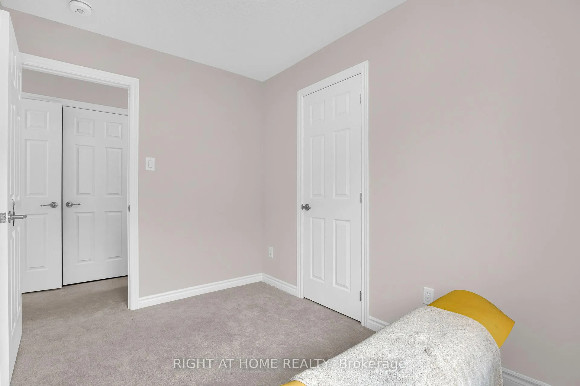 Photo 28 of 127 Anthracite Private, Ottawa, Barrhaven - Heritage Park — HOMEH