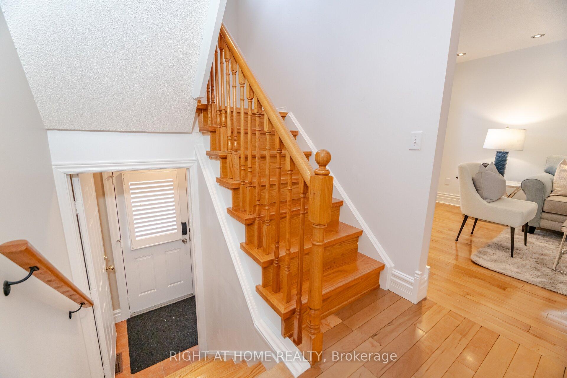 Photo 4 of 41 Acores Avenue, Toronto, Wychwood — HOMEH