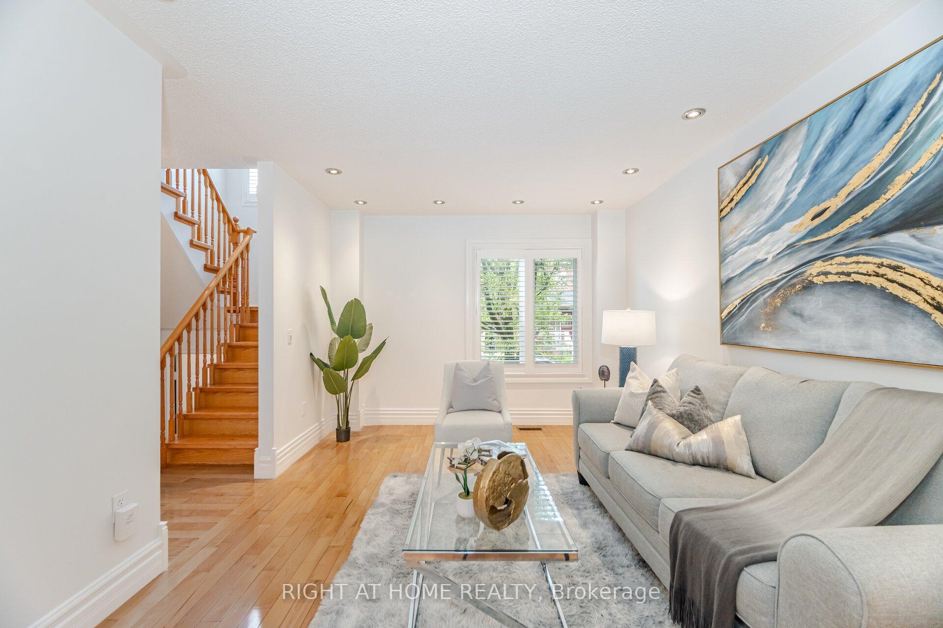 Photo 5 of 41 Acores Avenue, Toronto, Wychwood — HOMEH