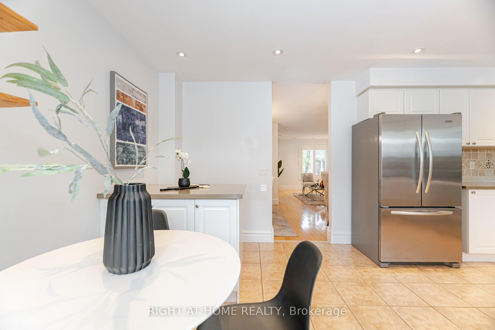 Photo 21 of 41 Acores Avenue, Toronto, Wychwood — HOMEH