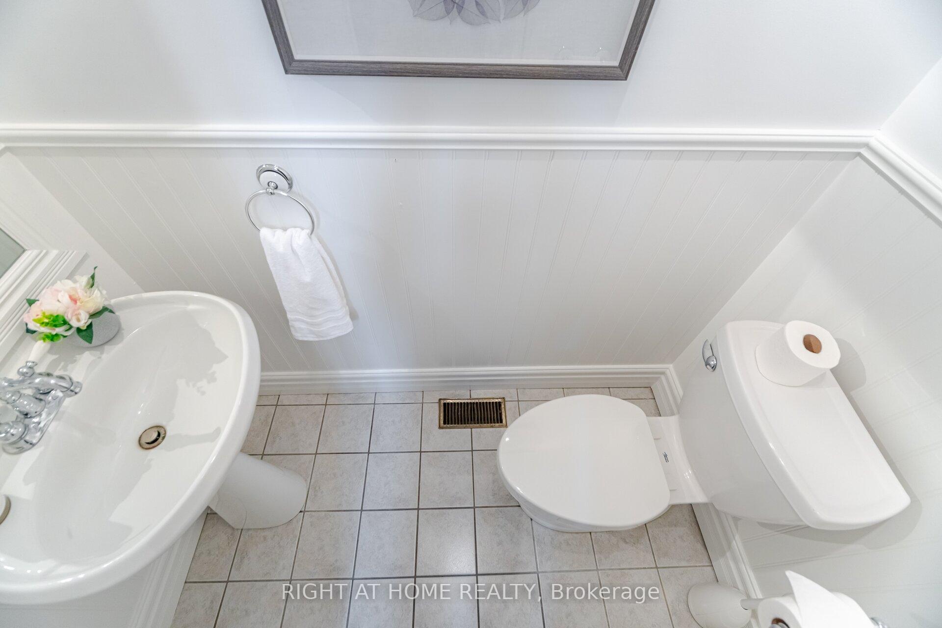 Photo 22 of 41 Acores Avenue, Toronto, Wychwood — HOMEH