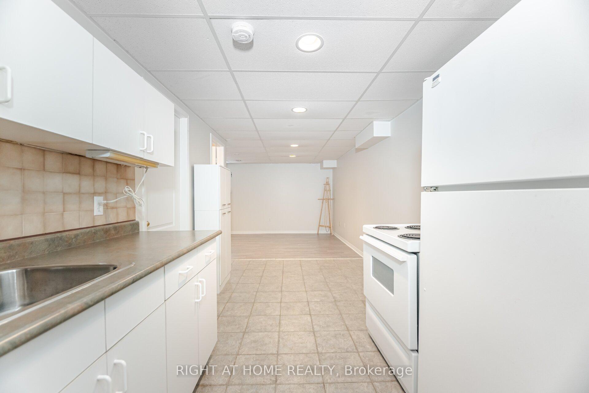 Photo 34 of 41 Acores Avenue, Toronto, Wychwood — HOMEH