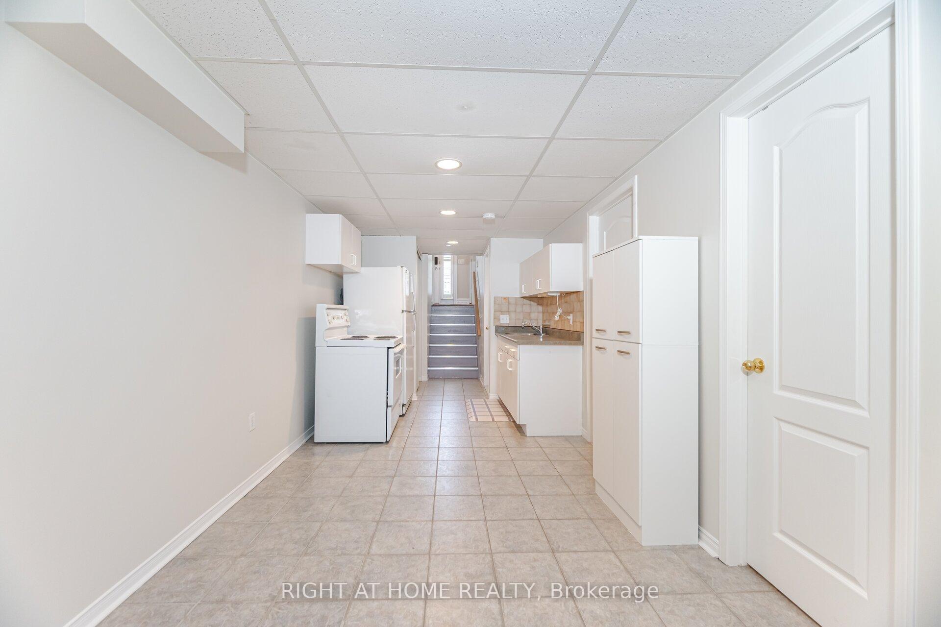 Photo 35 of 41 Acores Avenue, Toronto, Wychwood — HOMEH