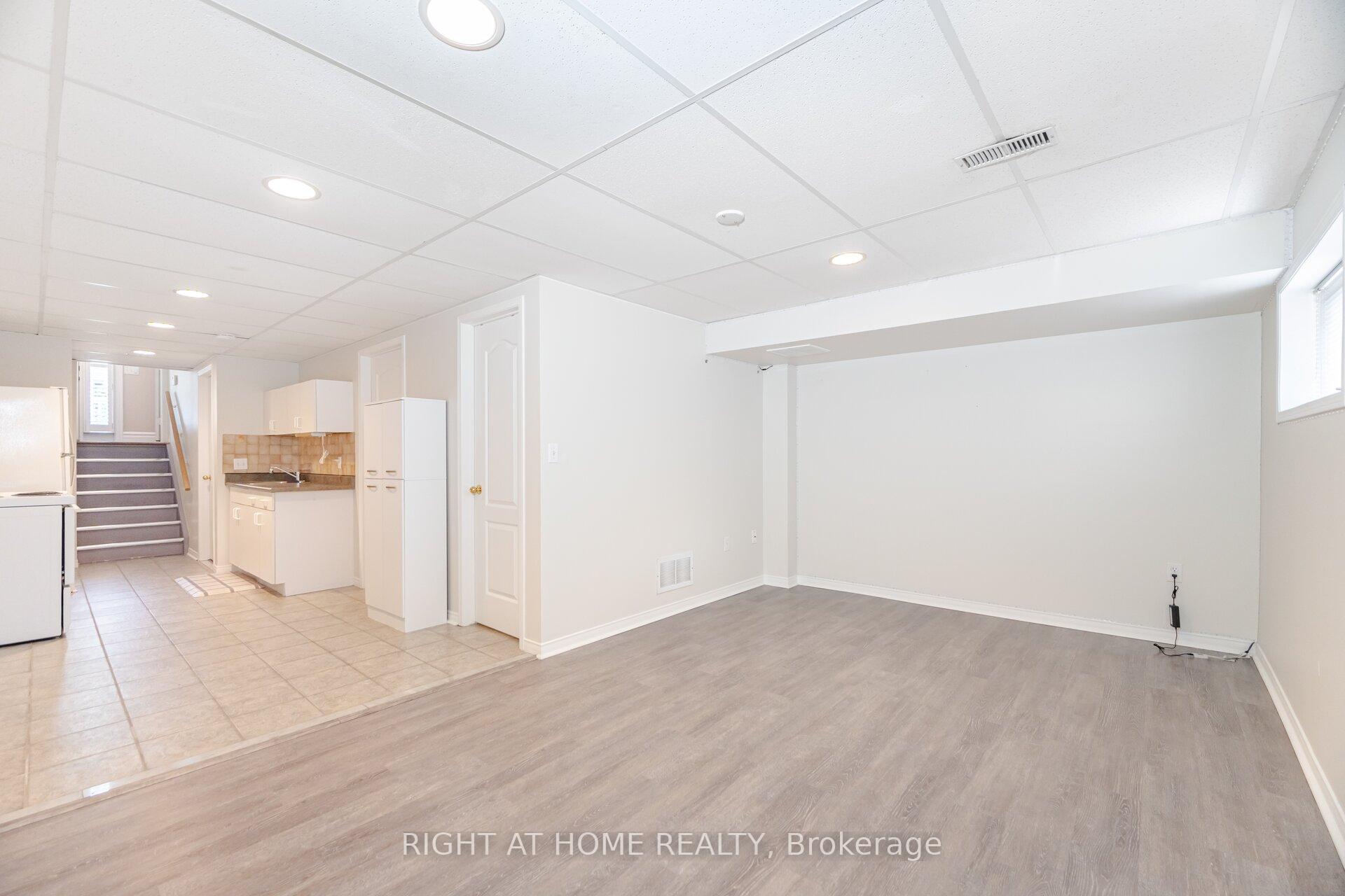 Photo 39 of 41 Acores Avenue, Toronto, Wychwood — HOMEH