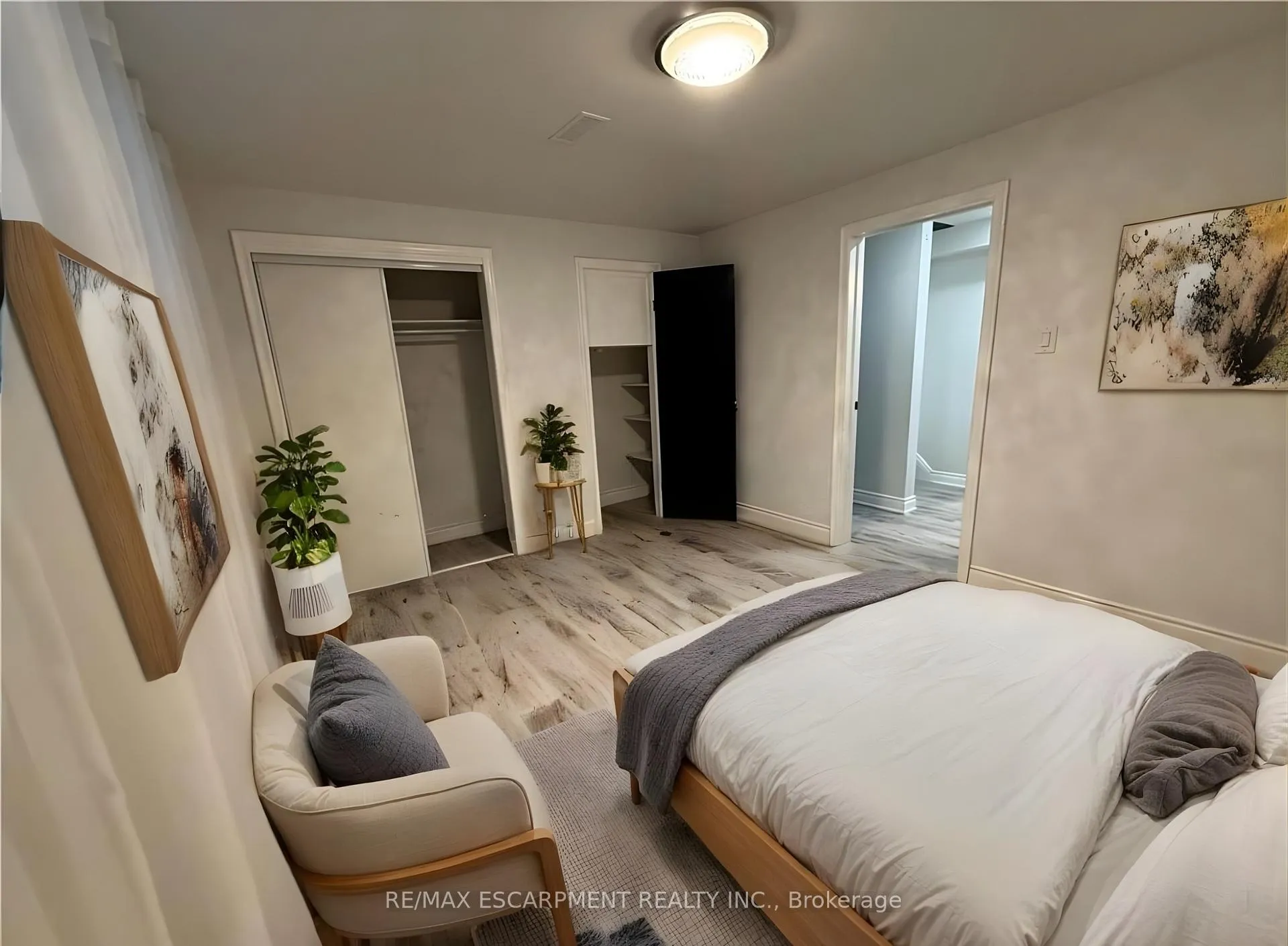 Photo 11 of Unit 2, 115 Green Road, Hamilton, Stoney Creek — HOMEH