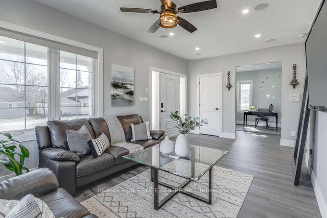 Photo 7 of 340 Wardell Street, Tay, Port McNicoll — HOMEH