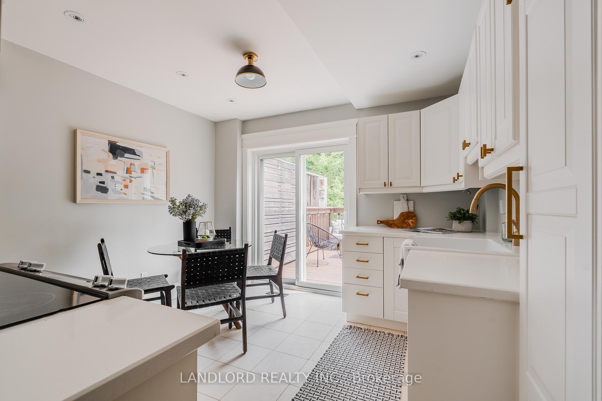 Photo 2 of 155 Golfview Avenue, Toronto, East End-Danforth — HOMEH