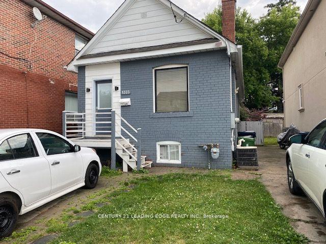 Front of Unit Main, 1323 Woodbine Avenue