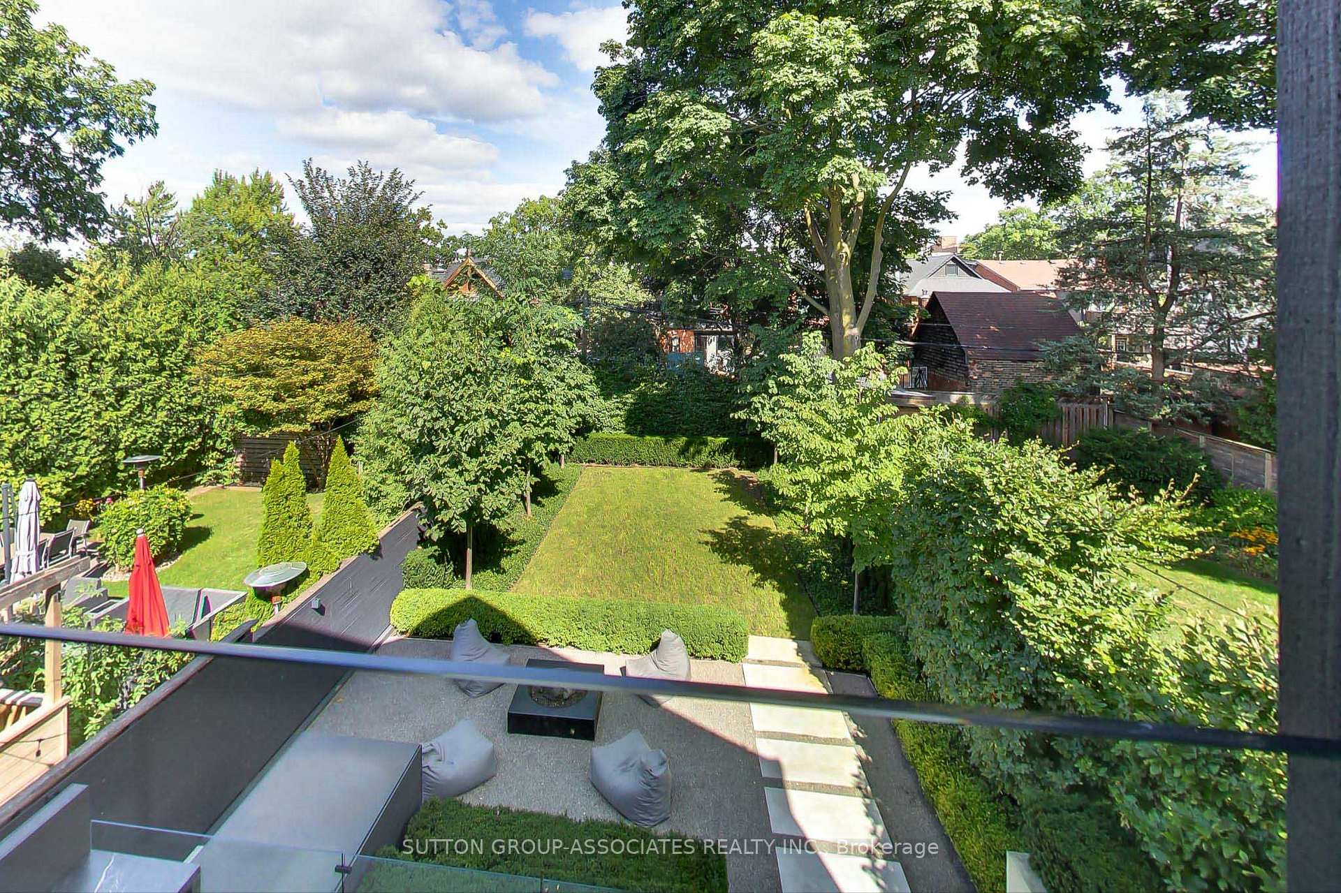 Photo 36 of 83 Pinewood Avenue, Toronto, Humewood-Cedarvale — HOMEH