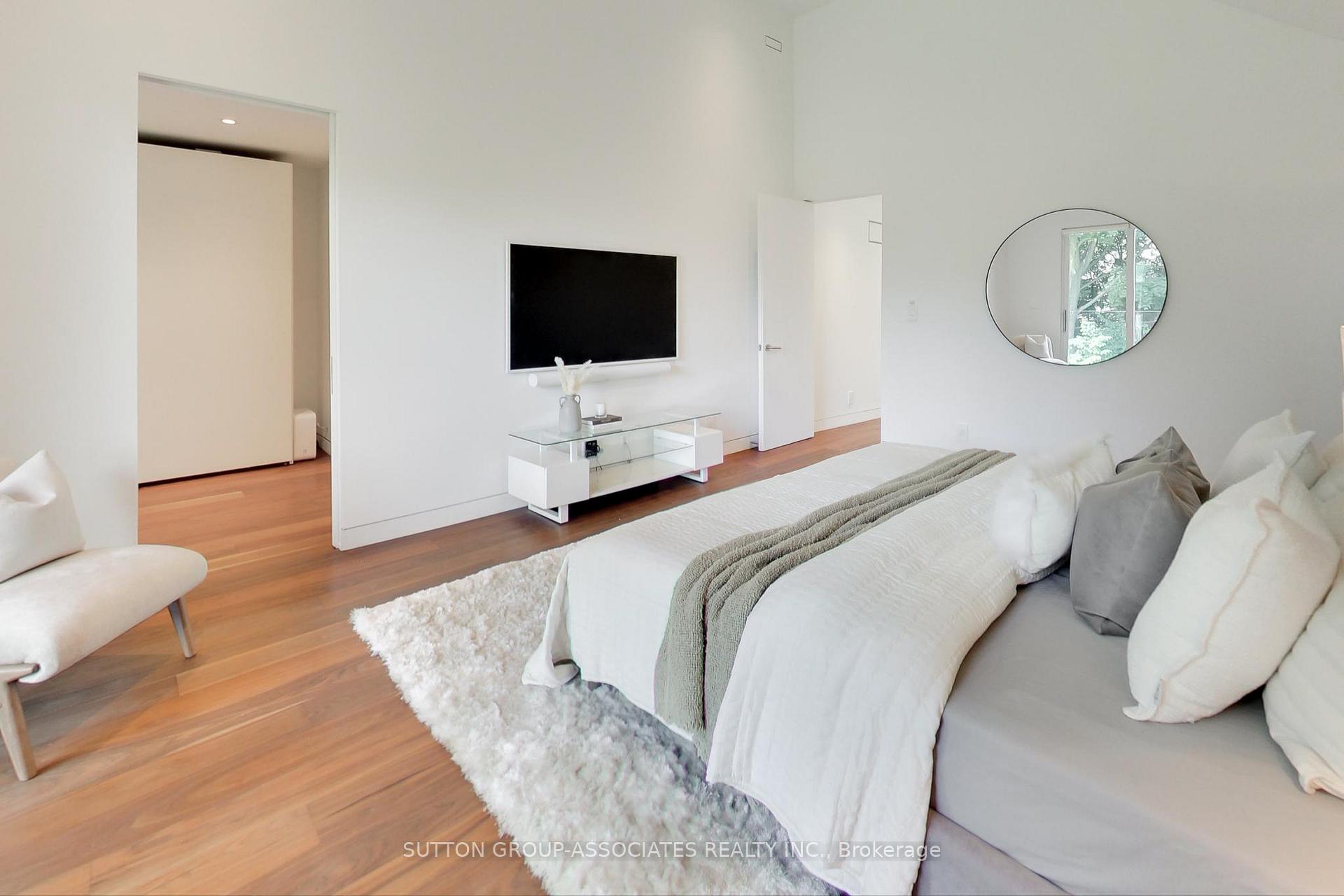 Photo 38 of 83 Pinewood Avenue, Toronto, Humewood-Cedarvale — HOMEH