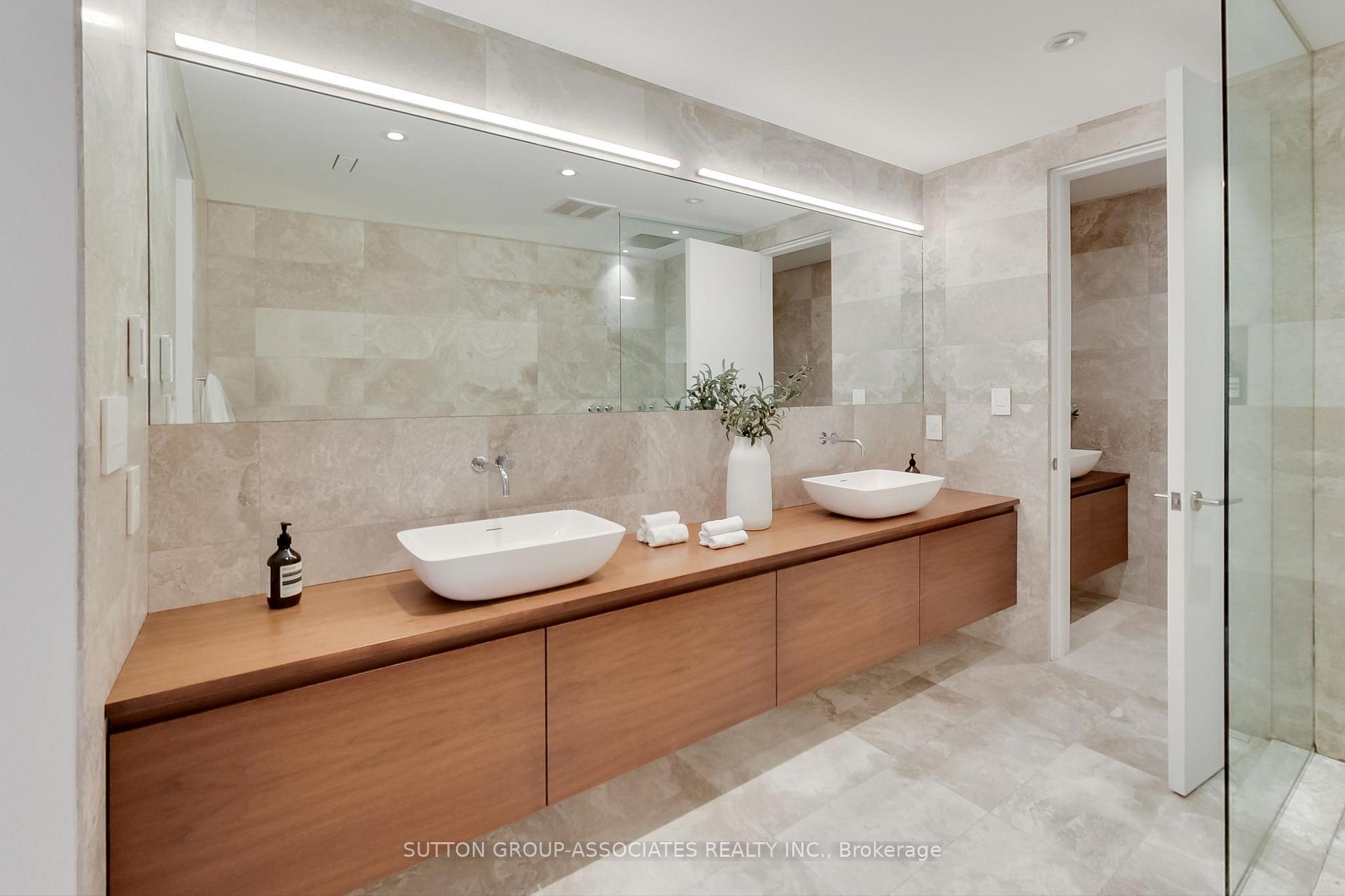Photo 41 of 83 Pinewood Avenue, Toronto, Humewood-Cedarvale — HOMEH