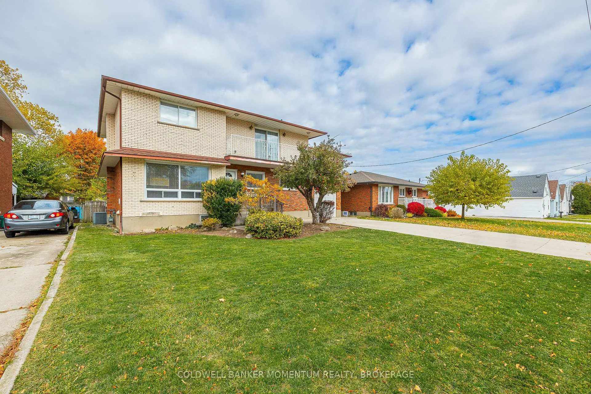 Photo 2 of 110 Sullivan Avenue, Thorold, Thorold Downtown — HOMEH
