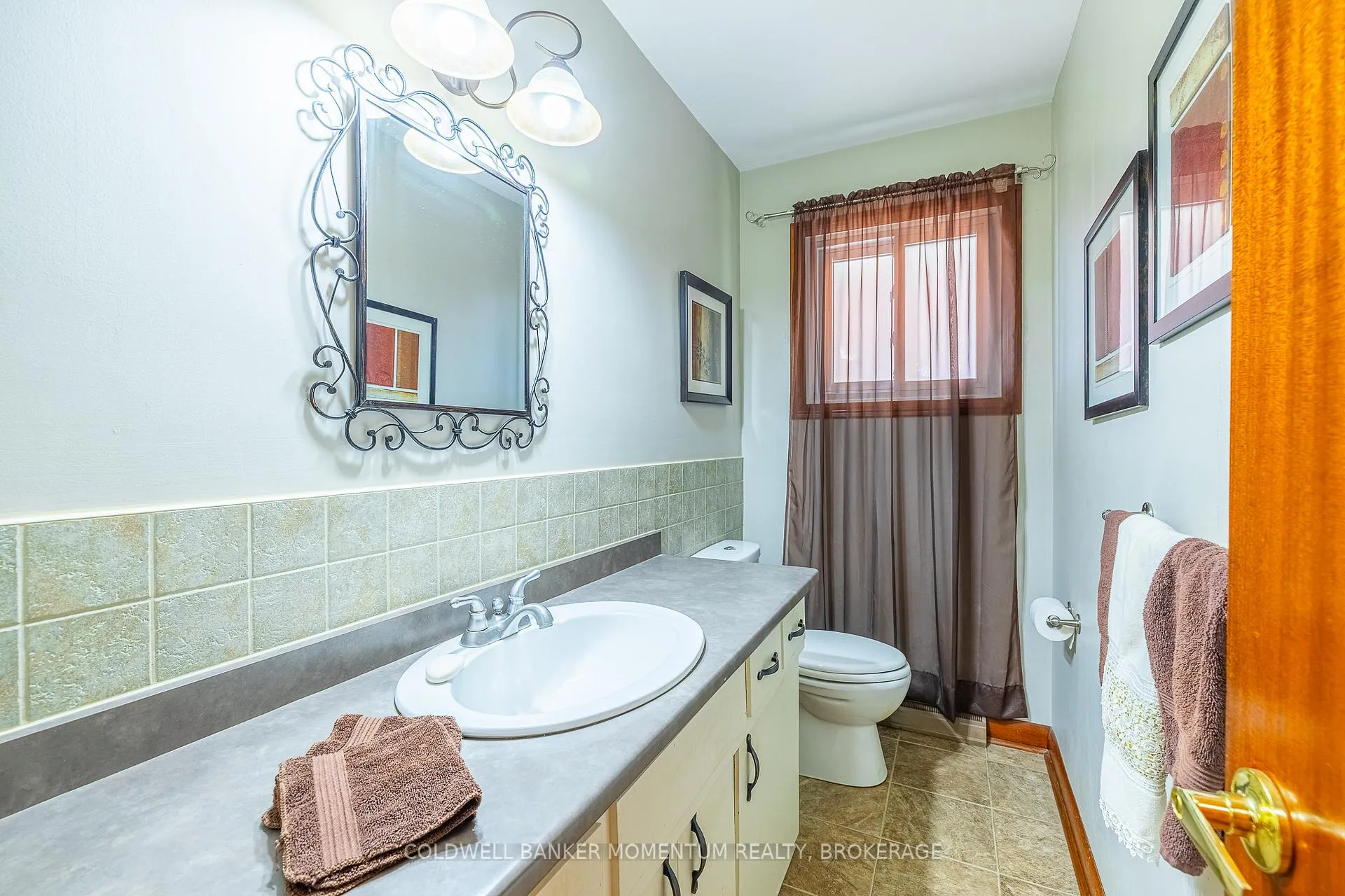 Photo 12 of 110 Sullivan Avenue, Thorold, Thorold Downtown — HOMEH