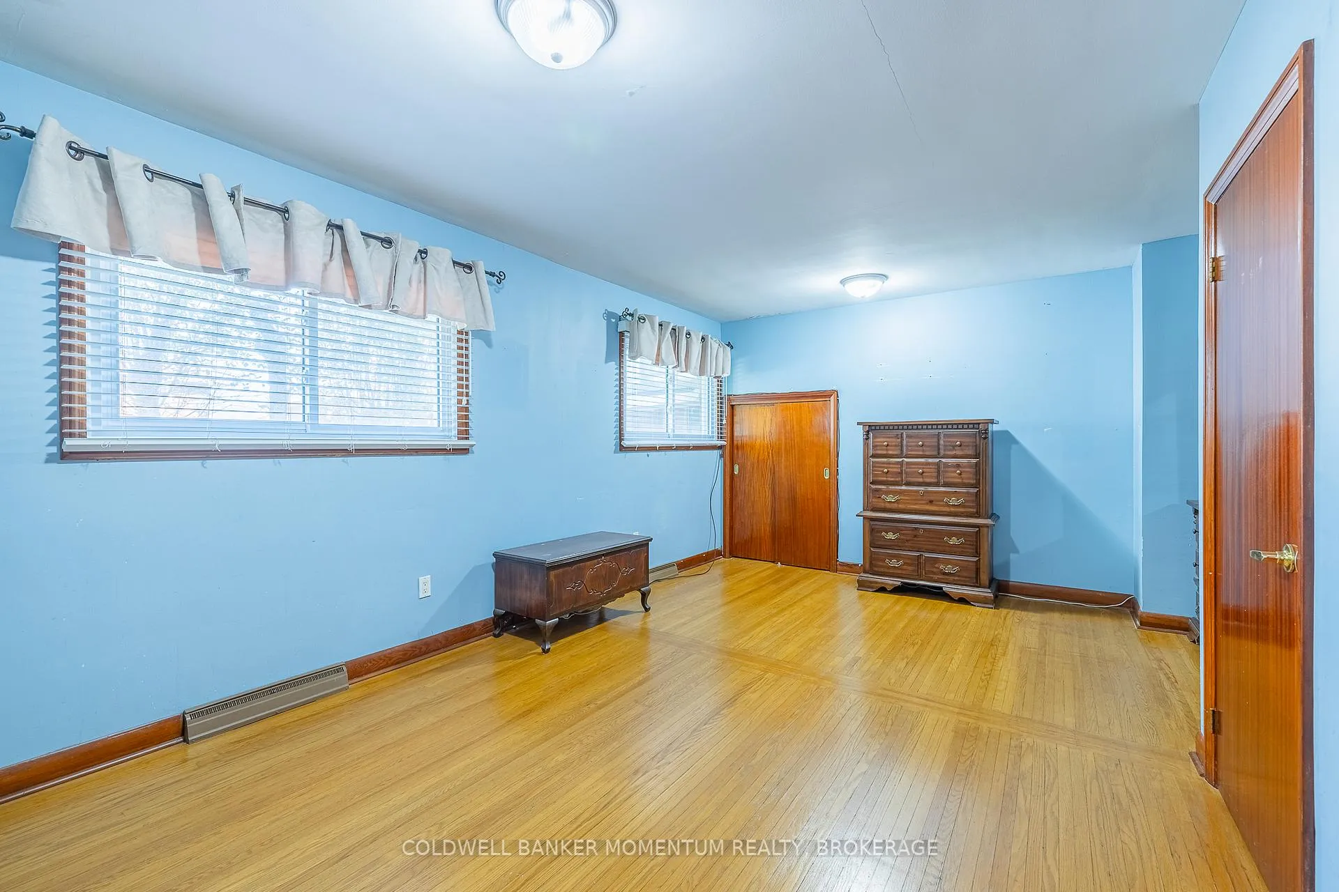 Photo 13 of 110 Sullivan Avenue, Thorold, Thorold Downtown — HOMEH