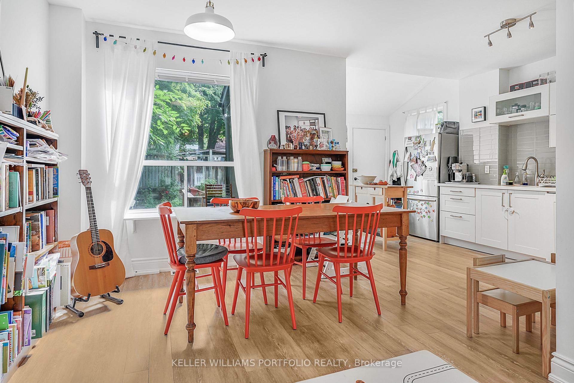 Photo 4 of 31 Morton Road, Toronto, East End-Danforth — HOMEH