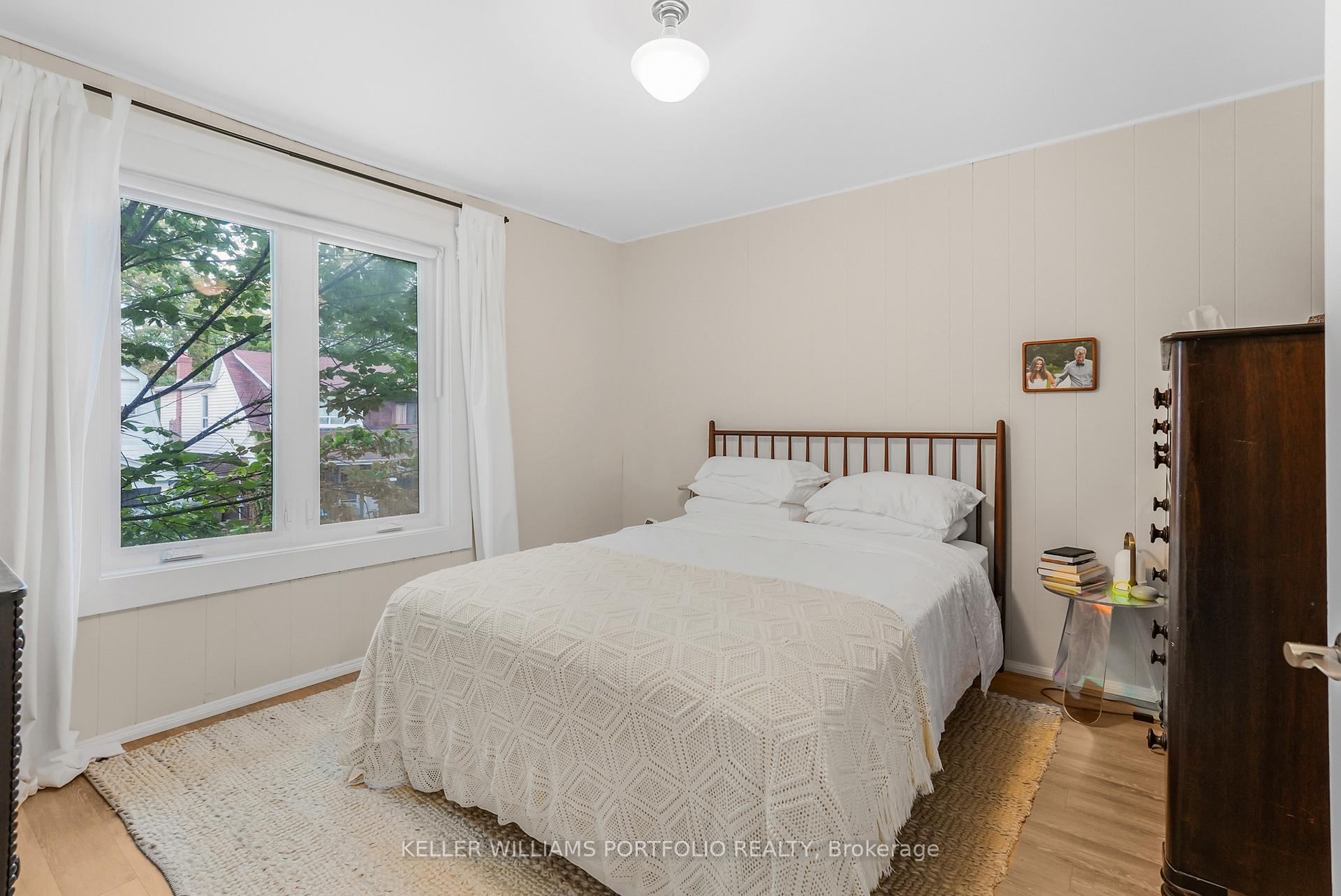 Photo 10 of 31 Morton Road, Toronto, East End-Danforth — HOMEH