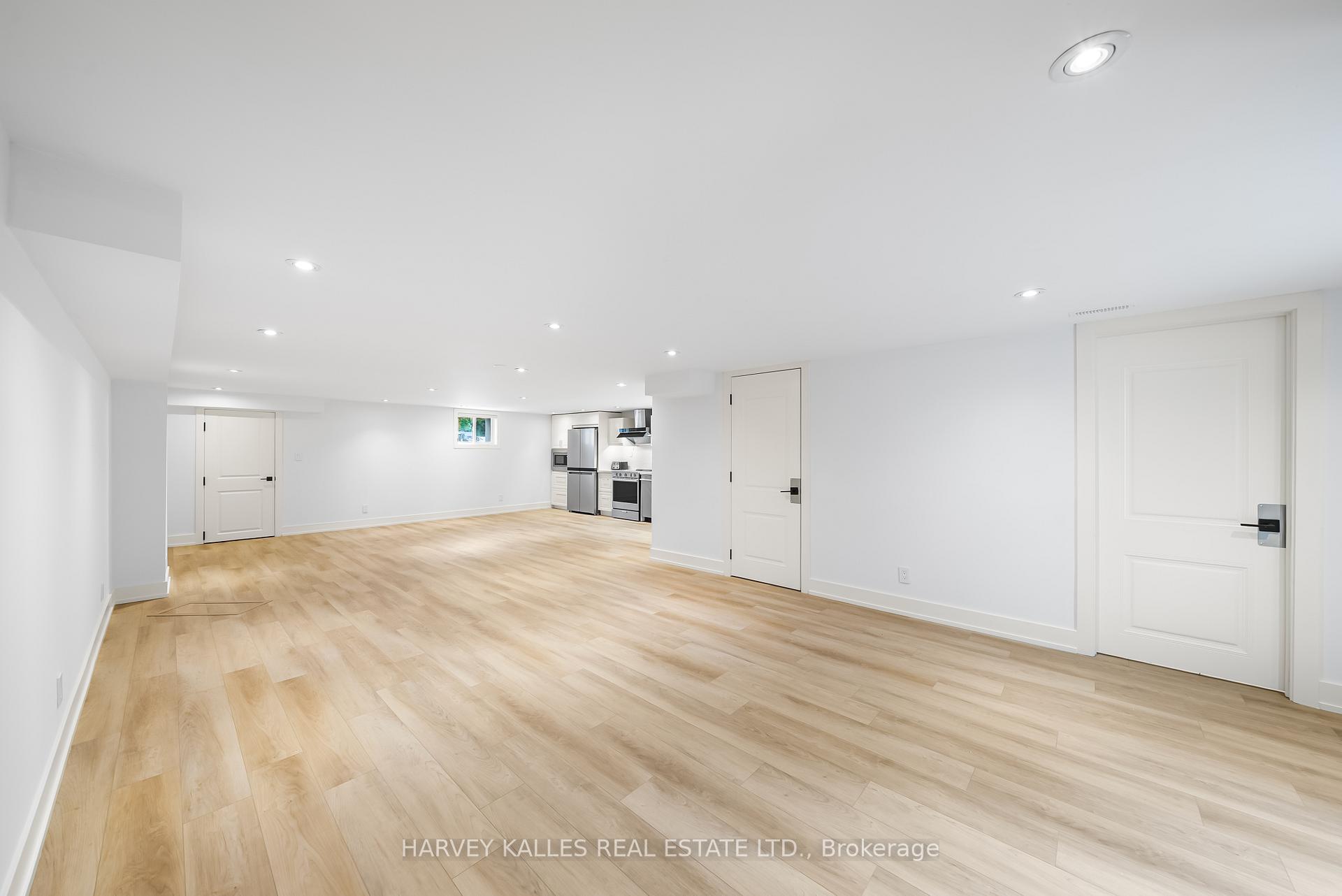 Photo 6 of Unit Basement, 77 Fairholme Avenue, Toronto, Englemount-Lawrence — HOMEH