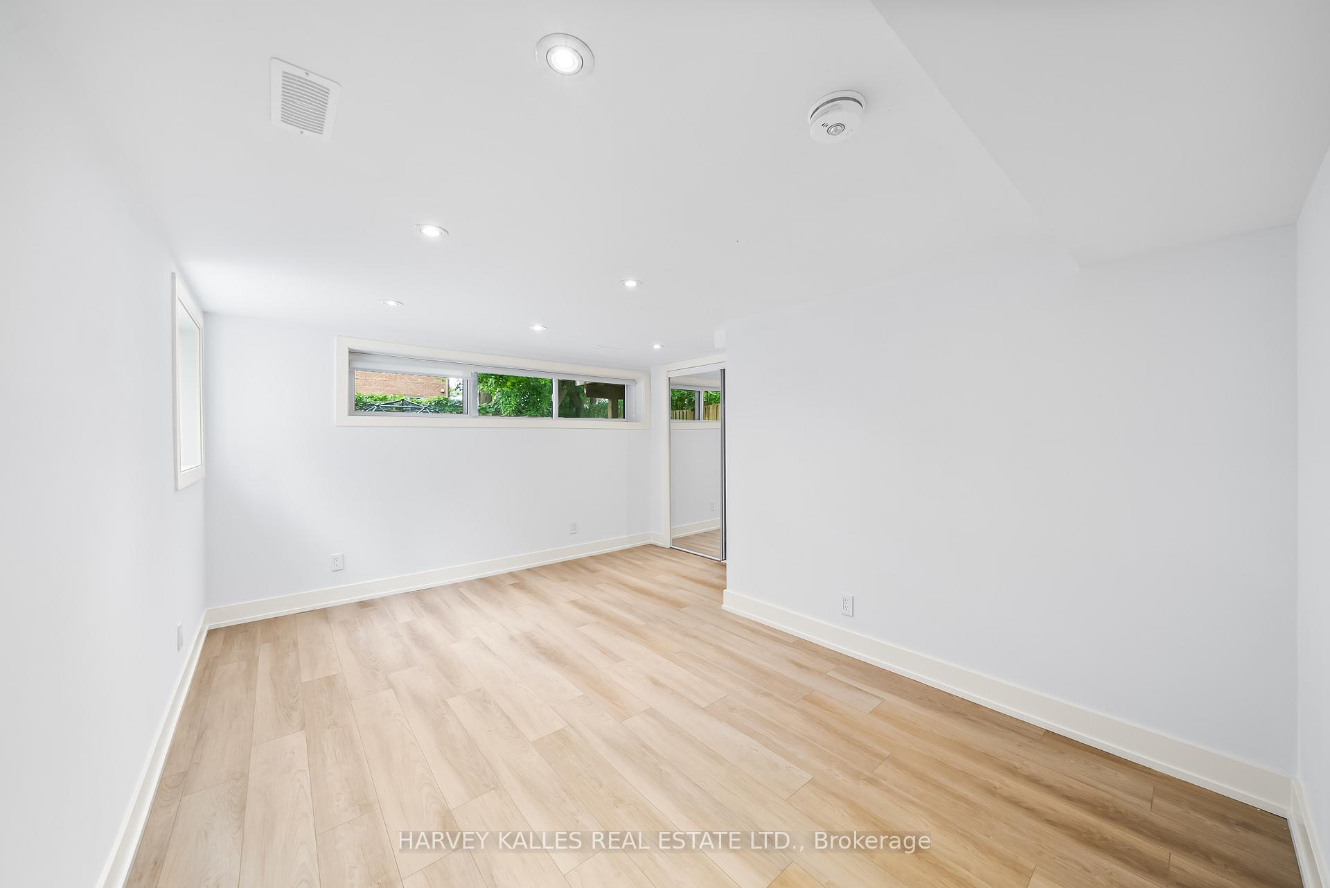 Photo 15 of Unit Basement, 77 Fairholme Avenue, Toronto, Englemount-Lawrence — HOMEH