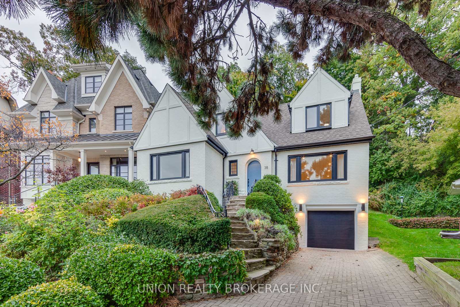Photo 24 of 38 Long Crescent, Toronto, The Beaches — HOMEH