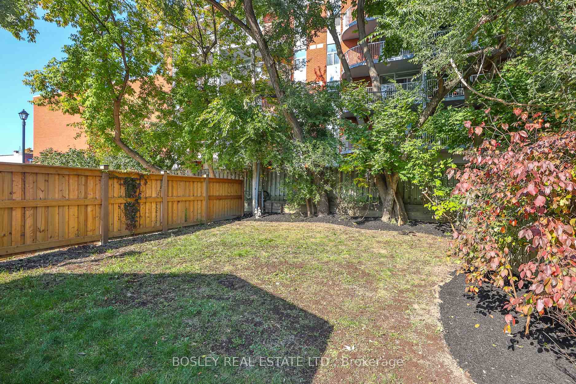 Photo 36 of 30 Wanless Avenue, Toronto, Lawrence Park North — HOMEH