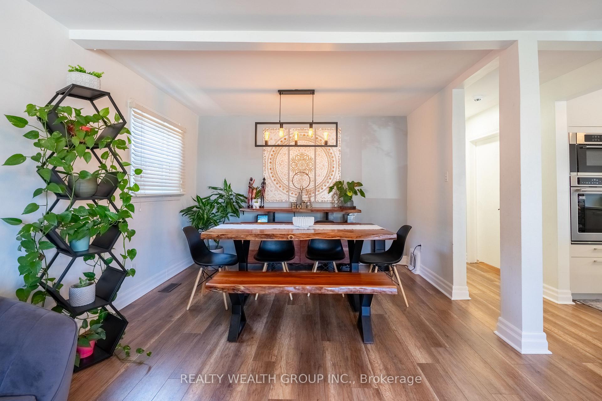 Photo 10 of 43 Medhurst Road W, Toronto, Crescent Town — HOMEH