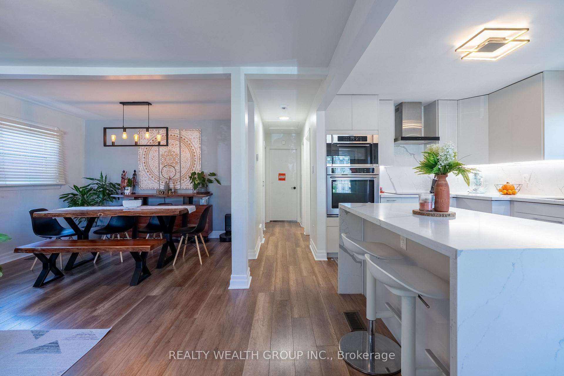 Photo 11 of 43 Medhurst Road W, Toronto, Crescent Town — HOMEH