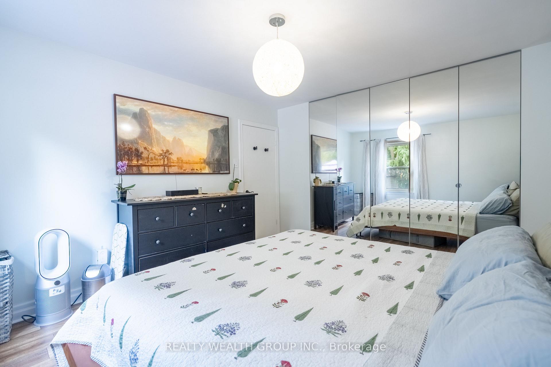 Photo 13 of 43 Medhurst Road W, Toronto, Crescent Town — HOMEH