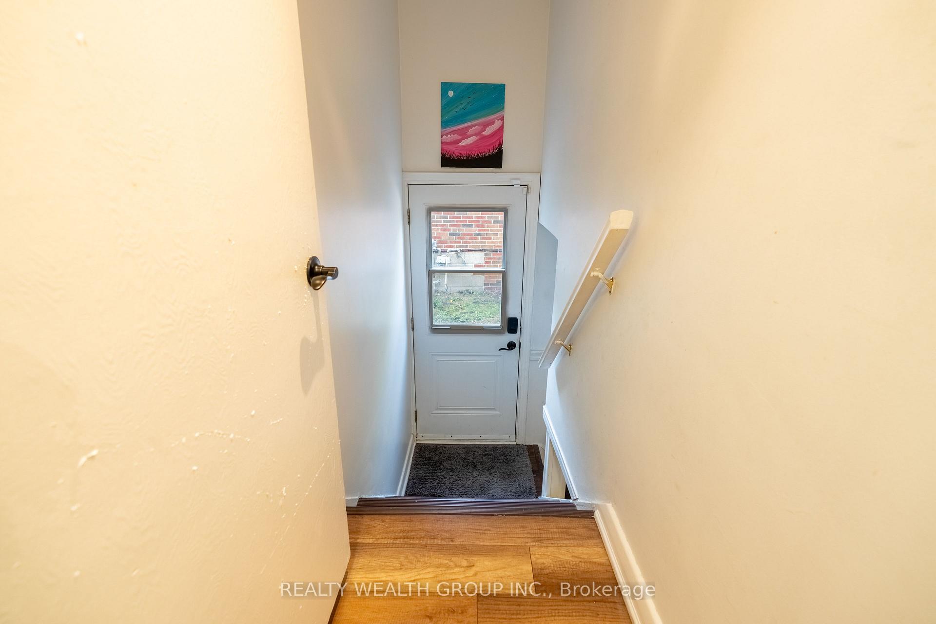 Photo 20 of 43 Medhurst Road W, Toronto, Crescent Town — HOMEH