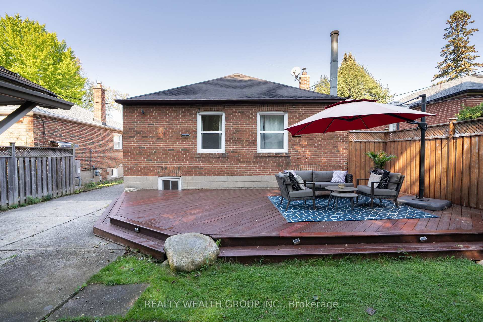 Photo 30 of 43 Medhurst Road W, Toronto, Crescent Town — HOMEH