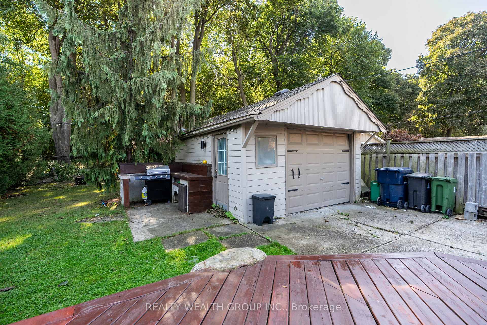 Photo 32 of 43 Medhurst Road W, Toronto, Crescent Town — HOMEH