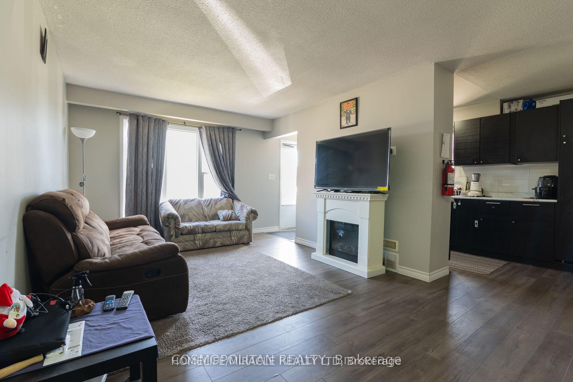 Photo 3 of 7 Mcdougall Drive, Thorold, Confederation Heights — HOMEH