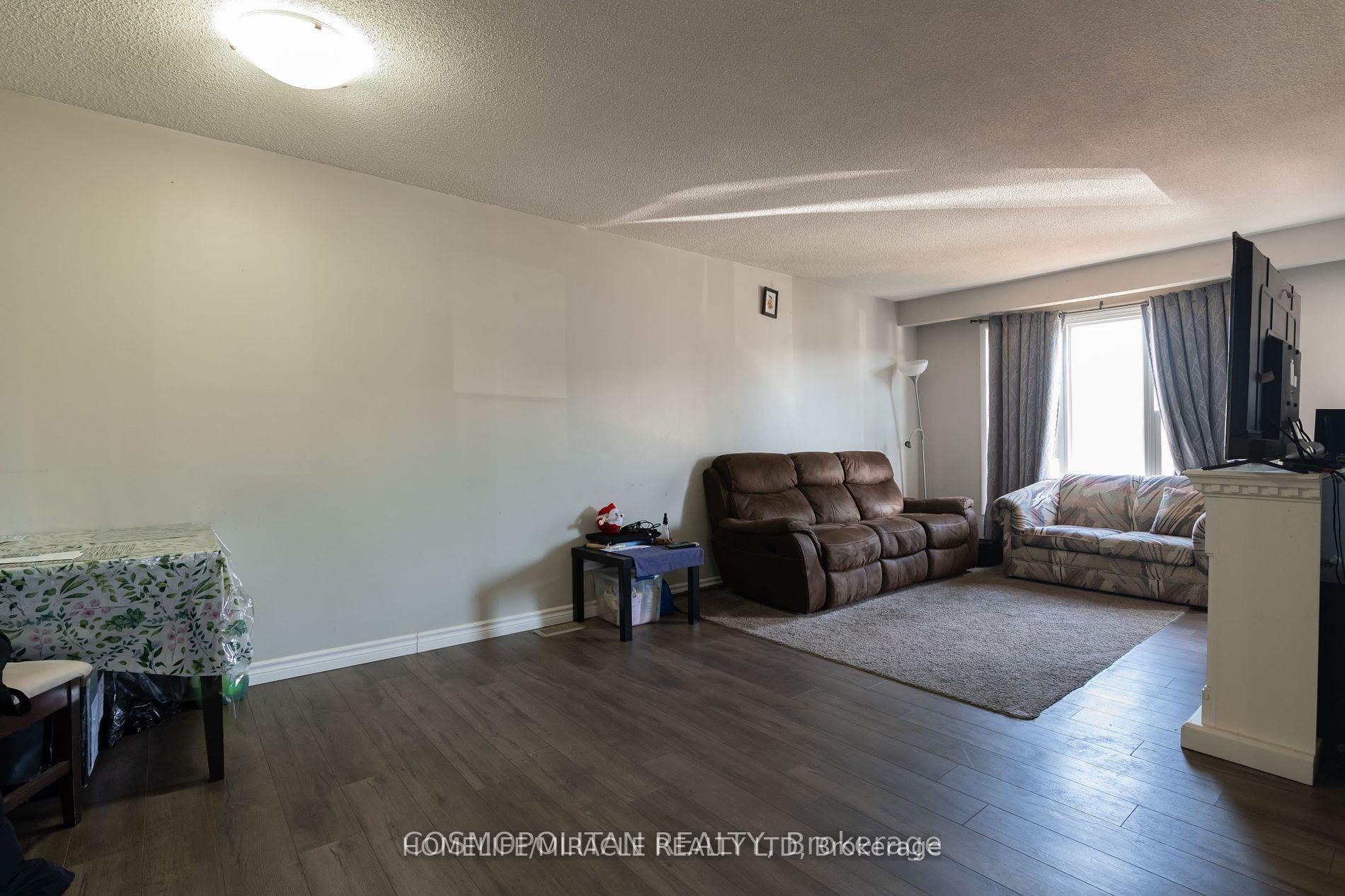 Photo 4 of 7 Mcdougall Drive, Thorold, Confederation Heights — HOMEH