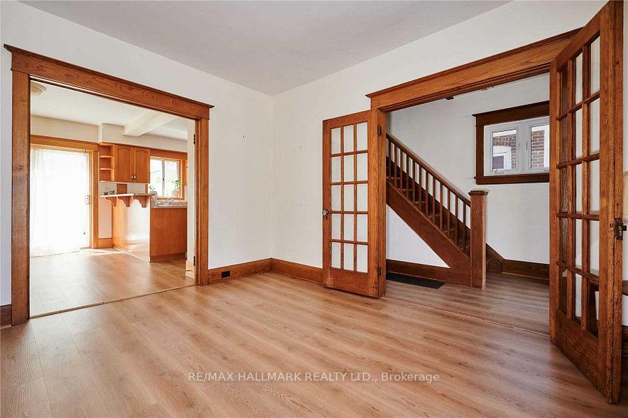 Photo 4 of 310 Scarborough Road, Toronto, East End-Danforth — HOMEH
