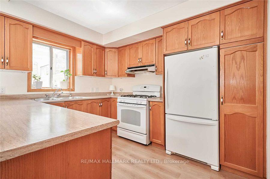 Photo 6 of 310 Scarborough Road, Toronto, East End-Danforth — HOMEH