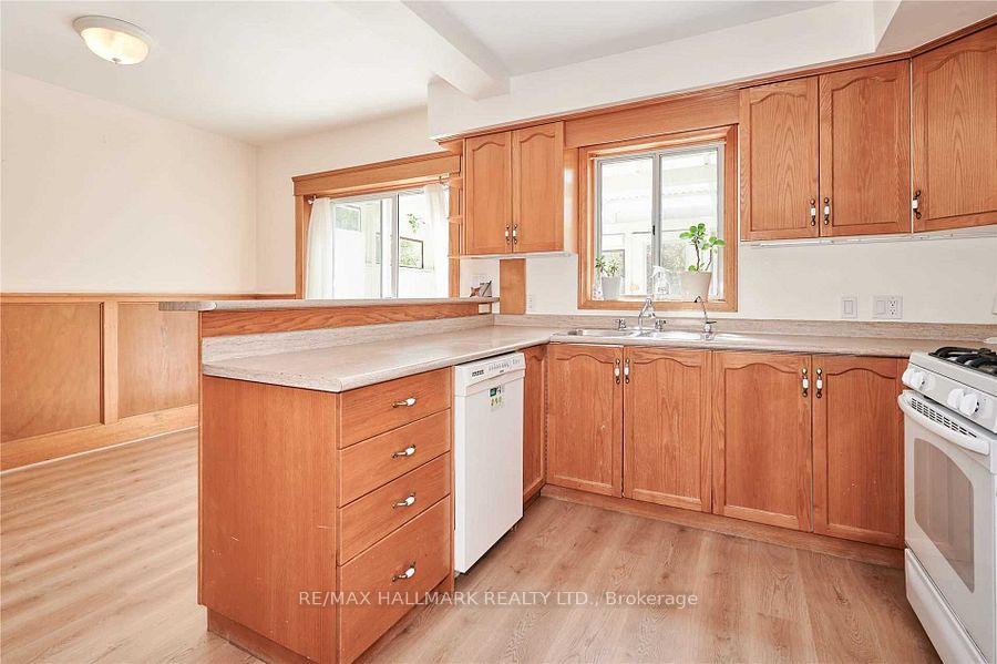 Photo 7 of 310 Scarborough Road, Toronto, East End-Danforth — HOMEH