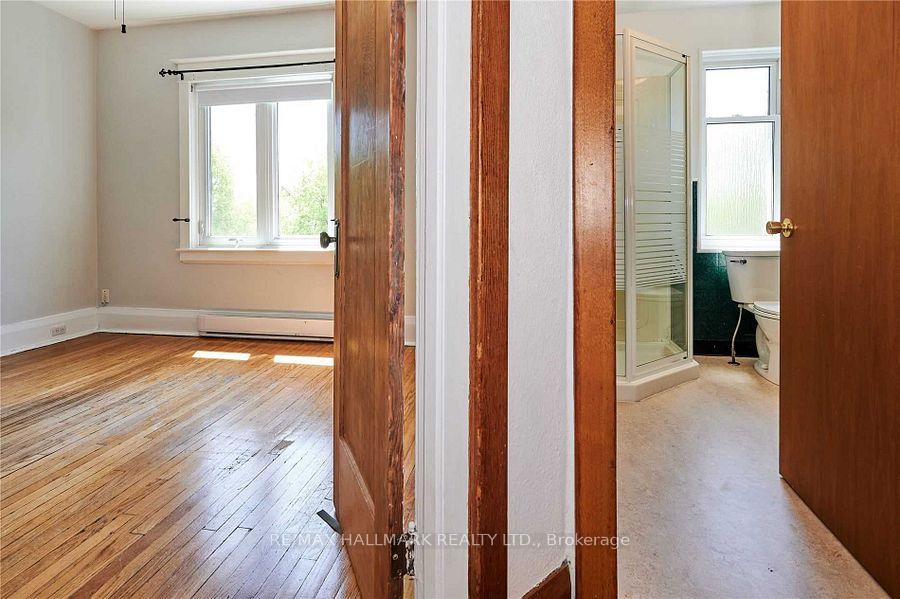 Photo 12 of 310 Scarborough Road, Toronto, East End-Danforth — HOMEH