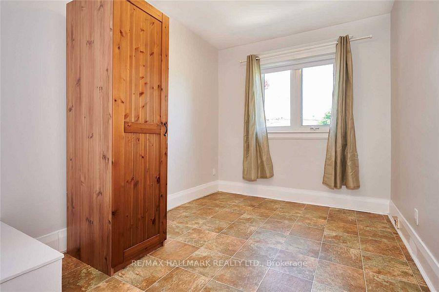 Photo 18 of 310 Scarborough Road, Toronto, East End-Danforth — HOMEH