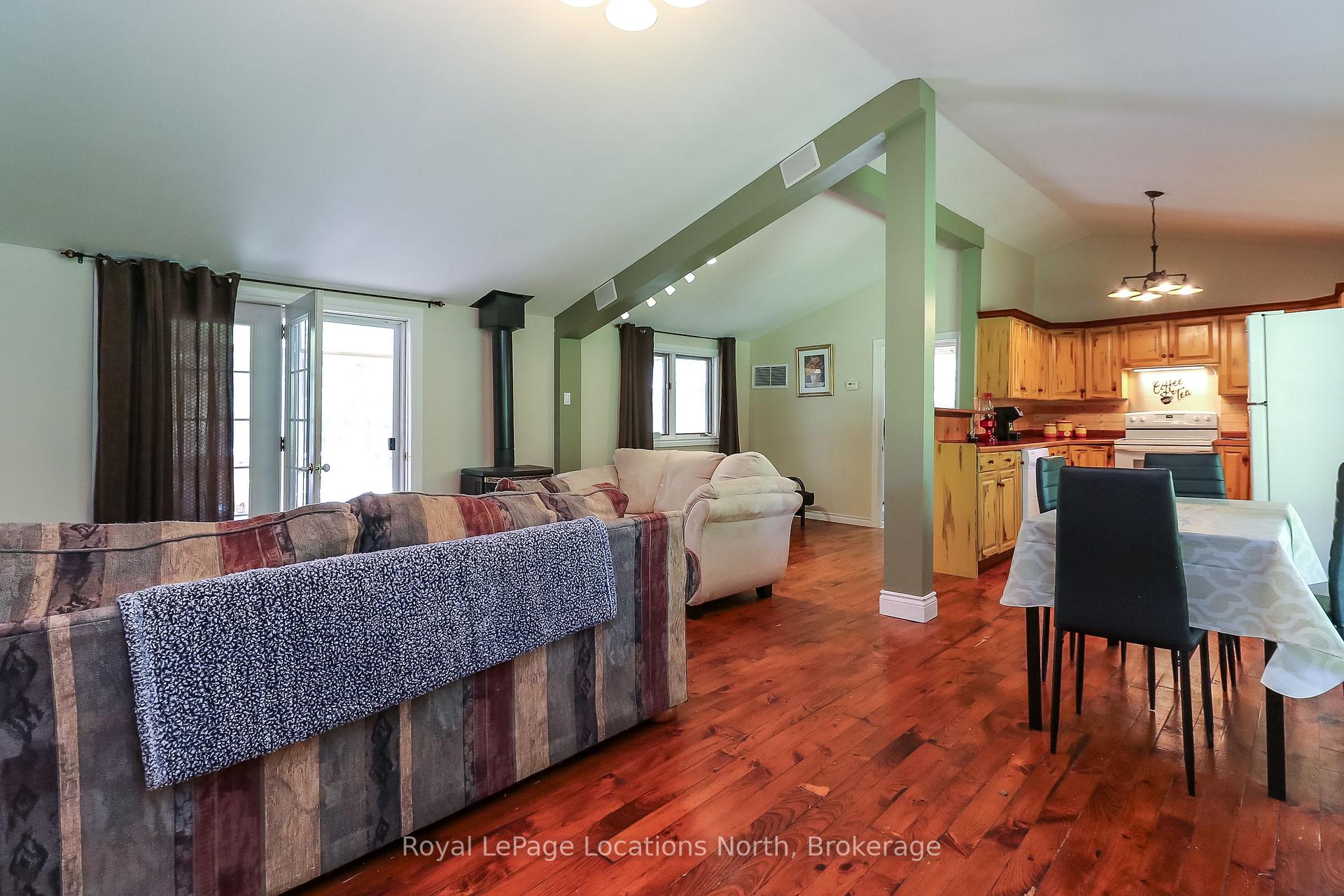 Photo 4 of 2198 Champlain Road, Tiny, Rural Tiny — HOMEH
