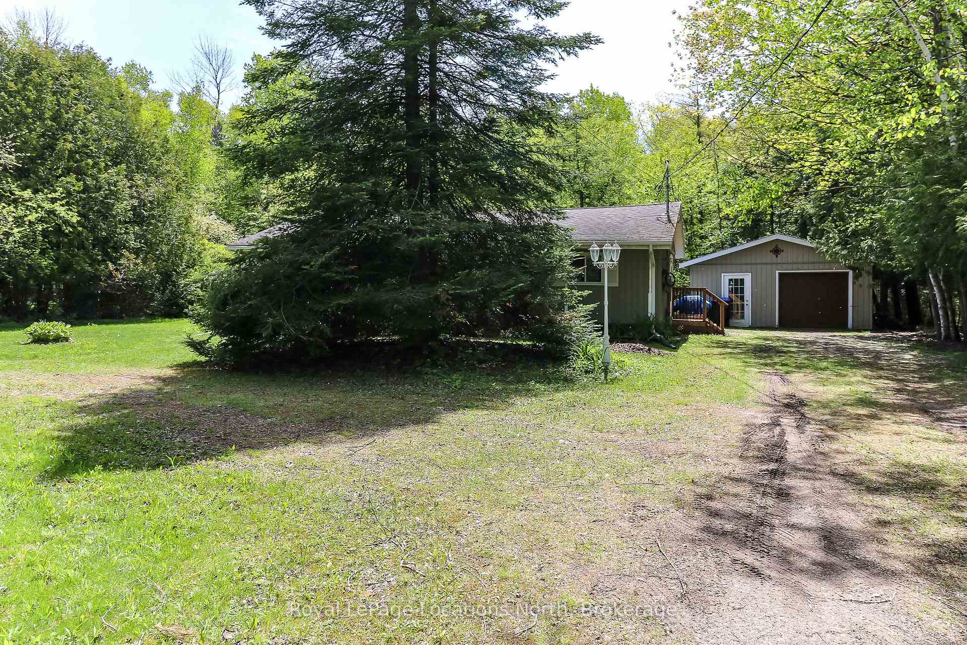 Photo 23 of 2198 Champlain Road, Tiny, Rural Tiny — HOMEH